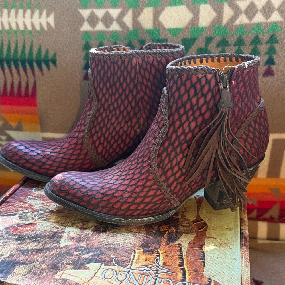 Old Gringo Women's Red and Black Ankle Boots - Picture 4 of 8